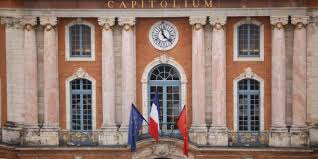 Le parc des expositions toulouse métropole et le projet urbain toulouse eurosudouest. Jean Luc Moudenc Reorganise Son Service De Communication
