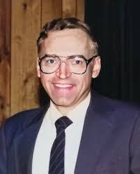 Kenneth Bender's Instagram, Twitter & Facebook