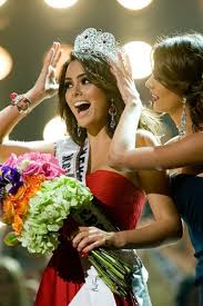 El señor joan sebastian le rinde un homenaje a la hermosa ximena navarrete miss universo 2010 dios mio, que mujer. Jimena Navarrete De Mexico Es La Miss Universo 2010 Cine3 Com