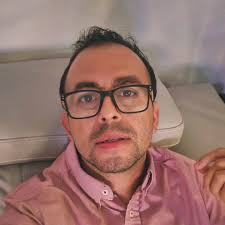 Photo by Chris Macias Sanchez (@chrismac1111) · December 6, 2025