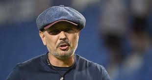 Sinisa mihajlovic fascista di merda. First Cancer Now Coronavirus Sinisa Mihajlovic Misses Bologna Pre Season For 2nd Year In Row