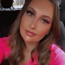 Chloe Noble (@chloenoble_x)