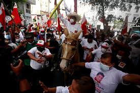 Los partidos políticos deberán definir sus candidatos a la presidencia en las próximas el resto se define con una sola opción en lista. Elecciones 2021 Cualquiera Puede Ser Presidente De Peru Internacional El Pais