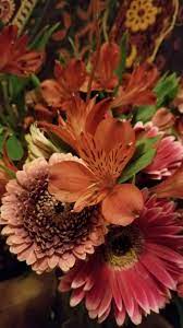 Just like you would carefully consider the type of flowers used in a wedding or other formal event, it's important to take the time and really think about what kind of floral arrangement, as well as what type of flower, is most appropriate for this occasion. What Kind Of Flowers Are These Ones With The Little Spots On Them Flower
