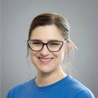 Sarah Geiger's Instagram, Twitter & Facebook