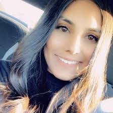 Jessica Sidhu's Instagram, Twitter & Facebook