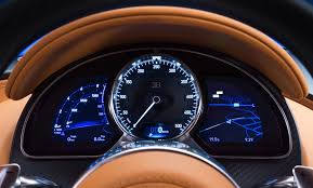 Speed test and world records. Bugatti Chiron Ist Das Starkste Und Schnellste Serienauto Der Welt Ingenieur De