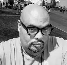 Jeffrey Starr's Instagram, Twitter & Facebook