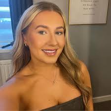 Anastasia Lewis (@anastasia.v.lewis) • Facebook