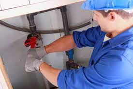 Our plumbing services include fixing leaking taps for domestic and commercial properties in portsmouth and the local area. Emergency Plumber Portsmouth Plumbers