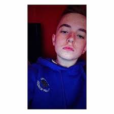 Listen to Maya Hee !! by Lewis Moyes in avec Denis playlist online for free 