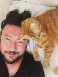 Karmakoloji Adli Kullanicinin Istanbul Cihangir Kedileri Panosundaki Pin Kedi Kopek