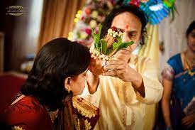 Mar 16, 2021 · uwatchfree is an illegal and pirated website to download all type of movies. Hd Wallpaper Ritual Marriage Maharashtrian Marathi Wedding Hindu Tradition Wallpaper Flare