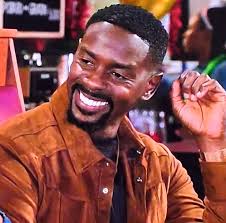 Mannnnnn I ain't never seen Ted smile this big!!! 😂😂😂