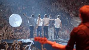 Indxxi merupakan situs nonton film paling populer di indonesia yang menyediakan streaming dan download film untuk seluruh masyarakat indonesia. One Direction This Is Us Sub Indo Full Movie Online D21 Dunia21