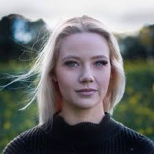 Ina Keller's Instagram, Twitter & Facebook