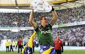 Edin dzeko 3 5 2 1 1 date of birth/age: Is Dzeko Coming Back To Wolfsburg Sarajevo Times