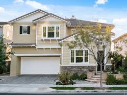 For Sale 1 199 900 This Gorgeous Executive Home Is Not To Be Missed With Its Open Design Luxurious Fi California Real Estate Home Remodeling Diy Sale House
