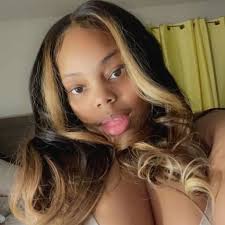 あなたは何歳? それが望まない限り、あなたがすることは悲しみを引き寄せることだけだ