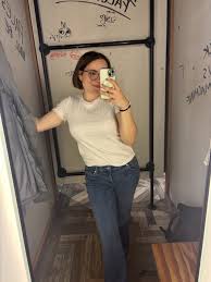 Hey I'm 19 & single from 🇺🇸