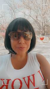 Hi has anyone tried the wigs from Temu? Or the ones with headbands? I've  got a wedding in October and I usually just wear the head wear but I'm  thinking of a