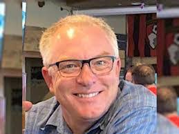 Katie Broadway's Instagram, Twitter & Facebook