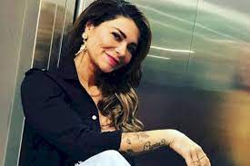 Antonella ríos mascetti (born july 31, 1974) is a chilean television and film actress. Antonella Rios Respondio A Quienes La Denunciaron Por Contenido Inadecuado