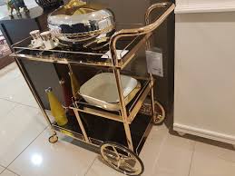 احظي على اعجاب ضيوفك مع طقم الشاي والقهوة الفريد والمصمم بنقوش هندسية أنيقة باللون الذهبي على فناجين القهوة وصحون التقديم مع خطوط ذهبية متناسقة على أكواب الشاي. Ø´Ø±Ø§Ø¦Ø­ Ù„Ø­Ù… Ù…ØªÙˆØ§Ø¶Ø¹ Ø®Ø§Ø¦ÙØ© Ù…Ù† Ø§Ù„Ù…ÙˆØª Ø¹Ø±Ø¨Ø§Øª ØªÙ‚Ø¯ÙŠÙ… Ø§Ù„Ù‚Ù‡ÙˆØ© Rentastaffblog Com