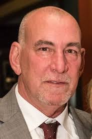 Suzanne Comfort's Instagram, Twitter & Facebook