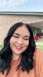 Sabrina Cutts's Instagram, Twitter & Facebook