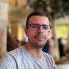 Doble fichaje en Apple: la experta en privacidad Sabrina Ross y la  "lobbyist" Amber Cottle entran en Cupertino