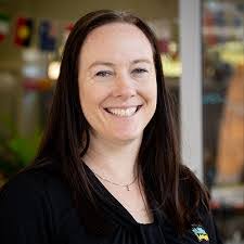 Kerrie Hanson's Instagram, Twitter & Facebook