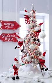 Descubre recetas, inspiración para tu hogar, recomendaciones de estilo y otras ideas que probar. 96 Fabulous Christmas Tree Decoration Ideas 2020 Pouted Com Whimsical Christmas Trees Christmas Tree Themes Whimsical Christmas