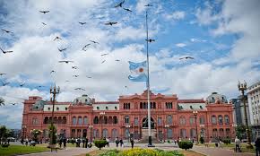 El gobierno de martín vizcarra declaró 'duelo nacional' los días 17, 18 y 19 de abril por el fallecimiento del. La Muerte De Diego Tres Dias De Duelo Nacional Y Velorio En Casa Rosada