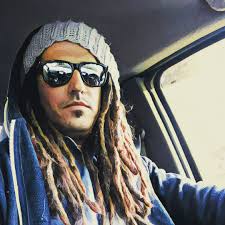 Stream Travis Cockerham music