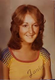 I just saw where JoAnn Moorhead Evanson passed away, I have so many great  memories of our highschool days and all the fun times we had, My heart goes  out to her