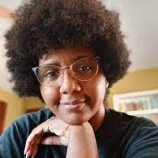 Gina Coe's Instagram, Twitter & Facebook