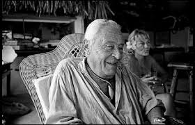 Image of Paul-Emile Victor, Bora Bora, Polynesie francaise. (b/w photo,  1986)