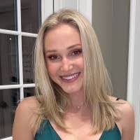 Amy Welz's Instagram, Twitter & Facebook