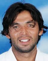 Asif Mohammad's Instagram, Twitter & Facebook