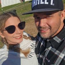 Mj Hosler and Marc Loomis's Wedding Website