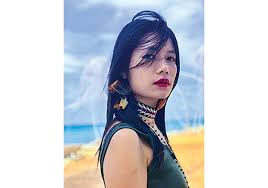 Anh thử xem ở cái làng này trong một diễn biến khác, quất (thiện tùng) tiếp tục lộng quyền khi đe doạ người dân sẽ phá cả bến phà nếu mọi người cứ lén lút bàn luận. Ná»¯ Chinh ThÆ°Æ¡ng Nhá»› á»Ÿ Ai Tiáº¿t Lá»™ Bi Máº­t Háº­u TrÆ°á»ng Phim Viá»‡t Baogiaothong Vn