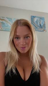 Hehe 😉 (FAKEBODY) #fyp #trending #foryoupage #me #blondie