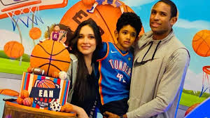 The couple proving themselves as a role model for lovers has kept their relationship beginning details quite low. Al Horford Mamaslatinas Com