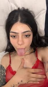 Putita de Milica masturbandose - Porn - EroMe