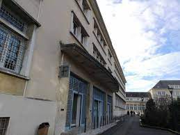 Maybe you would like to learn more about one of these? Chartres Les Impots Fermes Ce Mercredi Radio Intensite