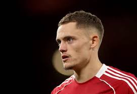 🔮 OneFootball predicts the 2025/26 Premier League season