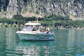 Ich kann nicht glauben, dass er wirklich gesprungen isthier sind ein paar klippensprünge, pooljumps und allgemein krasse sprünge ins wasser; St Gilgen Bez Salzburg Land Rettung Eines Verungluckten Klippenspringer Am Wolfgangsee Regionews At Wolfgangsee Salzburg Nachrichten