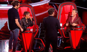 Le 30 janvier prochain sera diffusé les premiers castings de la saison 5 de the voice. La Honte Pour Eux Il A Dit Ce Que Tout Le Monde Pense Devant Sa Tele Les Internautes Encensent Le Coup De Gueule De Florent Pagny Dans The Voice