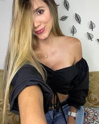 Tatiana Arias Naranjo added a new...